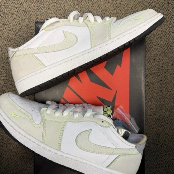 Jordan Other - Jordan 1 Retro Low - White Ghost Green Black-  Low-Top Sneakers